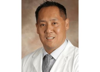 Photo of CHANDLER H. PARK, Medical Oncology, Lung, Kidney, Liver, Prostate, Mouth &amp; Throat Cancer in LOUISVILLE