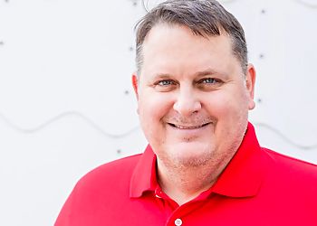 Photo of CRAIG BAKER, CONDITIONS TREATED: Family and Children&#x27;s Dentistry, TMJ, Gum Disease and Periodontal Treatment TREATMENTS OFFERED: Sealants, Root Canal Treatment, Veneers, Dental Crowns and Bonding, Teeth Whitening and Bleaching, White Dental Fillings, Invisalign &amp; Smile Makeovers in CLEARWATER