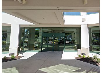 Photo of DARRICK T. SAUNDERS, CONDITIONS TREATED: Wrist Pain, Sports-Related Injuries, Fractures, Elbow Injury, Broken Hand, Trauma, Hand Conditions, Elbow and Finger Pain, Joint &amp; Ankle Osteoarthritis
TREATMENTS OFFERED: Total Shoulder &amp; Partial Knee Replacements in CAPE CORAL