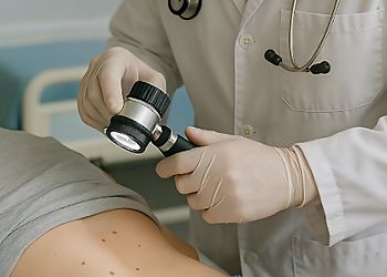 Photo of DR. ALICE DAHL, CONDITIONS TREATED:Skin Infection, Acne, Eczema, Psoriasis, Dermatitis &amp; Skin Cancer in SAGUENAY