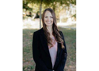 Photo of DR. AMANDA DEE BAES, DC - HEALING HANDS CHIROPRACTIC, Chiropractors specialist