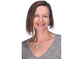 Photo of DR. AMANDA FORTIN, Plastic surgeon specialist