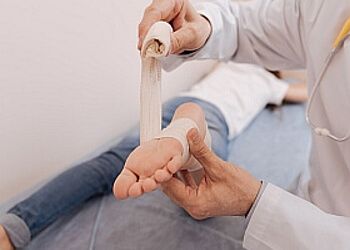 Photo of DR. BRUNO LA HAYE, CONDITIONS TREATED:Fracture, Wrist Injury, Tendon Repair and Elbow DisordersTREATMENTS OFFERED: Hand and Joint Surgery, Hip Replacement &amp; Carpal Tunnel Release Surgery in TROIS-RIVIÈRES