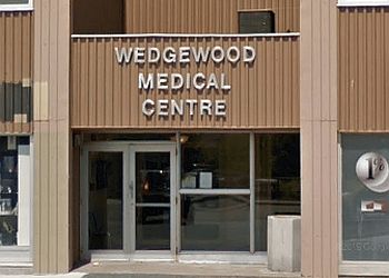 Photo of DR. CHRIS HOLDEN, CONDITIONS TREATED:Abnormal Uterine Bleeding, Fibroids, Endometriosis, Menopause, Stress Urinary Incontinence and Overactive Bladde r
TREATMENTS OFFERED: Prenatal Screening, Healthy Pregnancy Guide, Labour &amp; Delivery in ST. JOHN&#x27;S