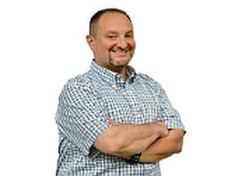 Photo of DR. COREY GROSSMAN, CONDITIONS TREATED: Gum DiseaseTREATMENTS OFFERED: Porcelain Veneers, Ceramic Crowns, Porcelain Crowns and Bridges, Implants, Children&#x27;s Dentistry, Preventative Care, Endodontic (Root Canal) &amp; Check-ups &amp; Cleaning in HALTON HILLS