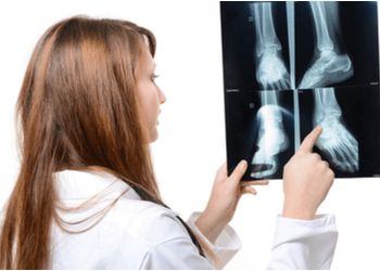 Photo of DR. GRENIER STÉPHANIE, CONDITIONS TREATED: Trauma Care, Wrist Injury, Injuries &amp; FracturesTREATMENTS OFFERED: ACL Reconstruction, Total and Partial Hip and Knee Replacement &amp; Meniscus Repairs in TERREBONNE