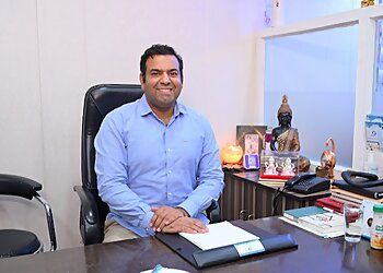 Photo of DR HIMANSHU PAUL, Liposuction, Rhinoplasty, Abdominoplasty/Tummy Tuck, Reconstructive Surgery, Breast Reduction, Vaginoplasty, Trauma Surgery, Oculoplastic Surgery, Skin Tightening, Breast Augmentation, Blepharoplasty, Hair Loss, FUE, Stem Cell Therapy/Mesotherapy, PRP Therapy &amp; Male Pattern Baldness in CHANDIGARH