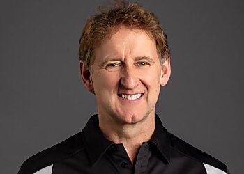 Photo of DR. JAY SHEPHARD, Joint, Neck, Elbow, Shoulder, Wrist, Nerve, Low Back, Knee, Leg and Hand Pain, Carpal Tunnel Syndrome, Rotator Cuff Pain, Plantar Fasciitis, TMJ Jaw Pain, Active Release Technique, Massage and Shockwave Therapy, Graston Technique, Acuscope and Myopulse System, Kinesio Taping, Biomechanical Analysis, Cold Laser and Fascial Stretch Therapy, Custom Foot Orthotics, Sports Injuries, Sprains &amp; Strains in CALGARY