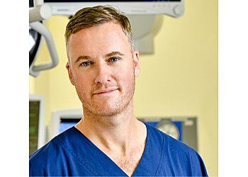 Photo of DR LAURENCE MCENTEE, Disc Replacement Surgery, Decompressive and Fusion Surgeries, Minimally Invasive Spine Surgery, Low Back and Neck Pain, Sciatica (Leg Pain), Cervical Radiculopathy (Arm Pain), Disc Herniation, Spinal Stenosis, Sacroiliac Joint Pain, Scoliosis/Spinal Deformity &amp; Spinal Trauma and Spinal Tumours in GOLD COAST