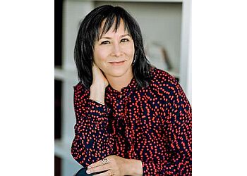 Photo of DR. LILIANNE FILIATRAULT, Psychiatrists specialist