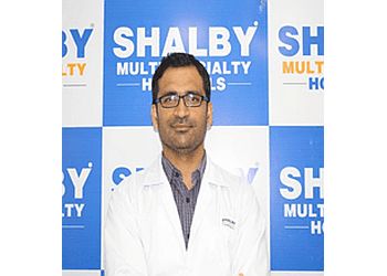 Photo of DR. MANISH TIWARI, Foreign Body Removal from GI Tract, Dilatation, Ulcer Therapy, Endoscopy, Luminal and Biliary Stenting, Variceal Banding and Sclerotherapy, Colonoscopy, ERCP, OGD &amp; Therapeutic Endoscopy in JABALPUR