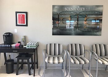 Photo of DR. MATT BOHRMAN, TREATMENTS OFFERED:Pediatric-Exams, Management of Ocular Diseases, Glaucoma, Comprehensive Exams, Presbyopia, Dry Eye Disease and Treatment, Macular Degeneration, Diabetic Retinopathy and Cataracts &amp; Emergency Care Services in CHATTANOOGA