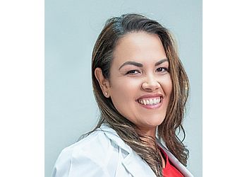 Photo of DR. MILAGROS ALVAREZ, DC - VIDA CHIROPRACTIC MIAMI, Chiropractors specialist
