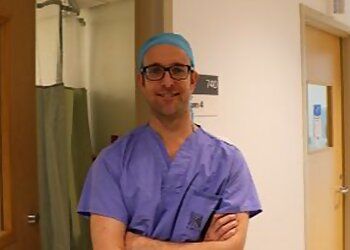 Photo of DR. NICHOLAS YARDLEY, Orthopedics specialist