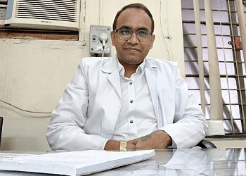 Photo of DR. PRASHANT DHOKE, Gynaecological Malignancies, Brain Tumors, Radiation Oncology, PET-based Radiotherapy, Head &amp; Neck Cancers Treatment in NAGPUR