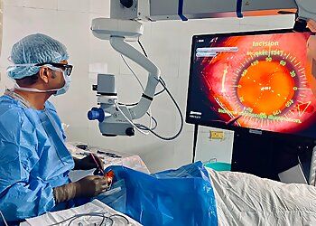 Photo of DR. RAVI SHANKAR VALLABHANENI, Cataract Surgery, Stye, Refractive Errors, Glaucoma, Hypertensive and Diabetic Retinopathy, Endophthalmitis, Conjunctivitis, Uveitis &amp; Age-Related Macular Degeneration in VIJAYAWADA