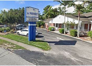 Photo of HAINES ROAD ANIMAL HOSPITAL, Veterinary clinics specialist