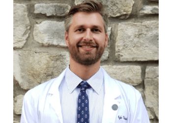 Photo of KYLE THRUSH, CONDITIONS TREATED:Strains/Sprains, Neck and Head Aches, Low Back/Spine Conditions, Arthritis/DJD &amp; Tendonitis
TREATMENTS OFFERED:Surgical Repairs/Reconstruction, Manual Therapy, Sports Injury Assessment, Treatment, Education and Prevention, Therapeutic Massage, Aquatic Therapy, Knee, Shoulder, Foot &amp; Ankle Rehab in CARROLLTON