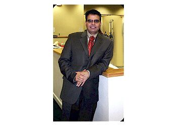 Photo of MAHMOUD MOHAMED, Nerve Conduction Studies, Numbness, Carpal Tunnel, Migraine Headaches, Memory Problems, MS, Dizziness, Tremors, Trigeminal Neuralgia, ADHD, Bell&#x27;s Palsy Brain Injury, Pain Management, Myasthenia Gravis, Stroke, Multiple Sclerosis, Nerve Conduction, Autoimmune Diseases, Brain Aneurysm, Cerebrovascular, Confusion, Dementia, Carpal Tunnel Syndrome, Epilepsy, Difficulty with Walking, Intervertebral Disc &amp; Transient Ischemic Attacks in TOLEDO