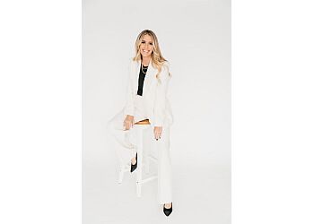 Photo of MEGAN SHELTON, Invisalign, Cosmetic Dentistry, Periodontal Care, Restorative Dentistry, Dental Implants, Full-Mouth Rehabilitation &amp; Oral-Systemic Health in CARLSBAD