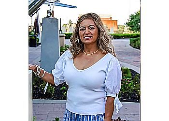 Photo of MIRALDA MORENO, TREATMENTS OFFERED:Dental Hygiene, Crowns, Metal-Free Fillings, Dental Cleanings and Implants, Full Mouth Rehabilitation, Nitrous Oxide, Bridges, Root Canal Therapy, Sedation and General Dentistry, Smile Design, Porcelain Veneers, Teeth Whitening &amp; Bonding in KANSAS CITY