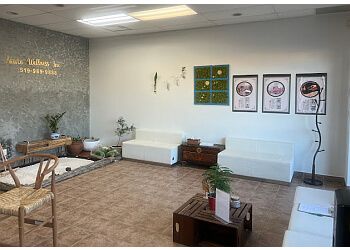 Photo of NEURO WELLNESS INSTITUTE INC, Depression, Anxiety, Shoulder/Neck/Back Pain, Substance Abuse, Headaches, Phobia, PTSD, Smoking Cessation, Eating Disorder &amp; Stress in WINDSOR