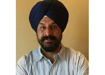 Photo of PERMINDER BHATIA, CONDITIONS TREATED:ADHD, Huntington’s Disease (HD), Migraines, Alzheimer’s, Amyotrophic Lateral Sclerosis, Brain Tumor, Multiple Sclerosis, Back Pain, Sleep Disorders, Bell’s Palsy, Myasthenia Gravis, Seizures, Carpal Tunnel Syndrome, Peripheral Neuropathy, Guillain-Barre Syndrome, Parkinson’s Disease, Myopathies, Dementias, Stroke &amp; Chronic Pain in FRESNO