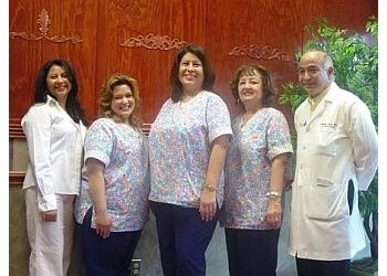 Photo of REYNALDO GODINES, CONDITIONS TREATED:Gastroenterology, Esophagus, Stomach, Intestines, Liver, Heartburn, Nausea, Sudden Weight Loss, Swallowing Problems, Rectal Bleeding, Hepatitis &amp; Ulcer
TREATMENTS OFFERED: Colon Cancer Screening &amp; Colon Polyp Removal in LAREDO