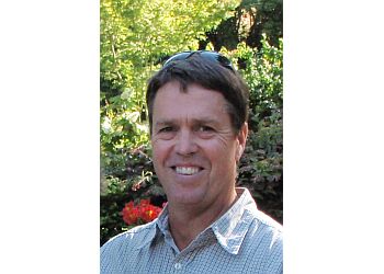 Photo of ROBERT E MARTIN, CONDITIONS TREATED: Sports-related Injuries, Elbow Injury, Osteoarthritis, Hand Conditions, Shoulder and Patellar Instability, Wrist Pain, Broken Bones, Rotator Cuff Repair, Fracture &amp; Trauma
TREATMENTS OFFERED: ACL Reconstruction &amp; Meniscus Repairs in HAYWARD