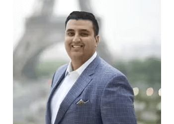 Photo of SAMIR SHARMA, CONDITIONS TREATED:Headaches, Neck Pain, Back, Shoulder, Elbow/Wrist, Fibromyalgia, Hip, Knee, Ankle/Foot, Joint Pain/Arthritis, Chronic Pain, Neurological Disorder, Balance Problems, Vertigo/Dizziness, Pre/Post-Surgical Patients, Pre and Postnatal, Sports Injuries, Auto Accident Injuries &amp; Work Related Injuries
TREATMENTS OFFERED:Vestibular Rehabilitation, Balance Programs, Manual Therapy, Iastm Therapy, Ultrasound Therapy, Physical Therapy, Proprioception Therapy, Cryotherapy, Therapeutic Exercise, Dry Needling, Joint Mobilization, Myofascial Release, Cupping, Kinesiotaping, Graston Technique, Moist Heat &amp; Heat/Ice/E-Stimulation in NAPERVILLE