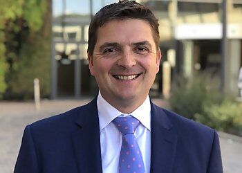 Photo of SIMON MACKEY, Blepharoplasty, Brachioplasty, Reduction Surgery and Uplift Brow Lift Surgery, Dermal Fillers, Facelift, Labiaplasty, Liposuction, Breast Enlargement, Implant Replacement, Male Breast Reduction, Nipple Surgery, Pinnaplasty, Tummy Tuck &amp; Wrinkle-Relaxing Treatments in MAIDSTONE