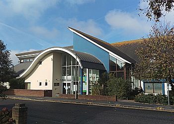 Photo of TEETH ON THE HEATH, TREATMENTS OFFERED: Dental Examination, Root Canal Treatment, Cosmetic Treatment, Cerec Crowns, Teeth Whitening, Dental Implants, Sedation, Dental Health and Hygiene, Restorative Care &amp; Teeth Straightening (Orthodontics) in POOLE