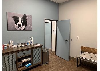 Clinic photo/Office of Dr. ALL CREATURES ANIMAL CLINIC