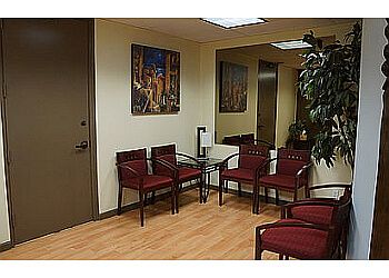 Clinic photo/Office of Dr. ANTHONY W. LE