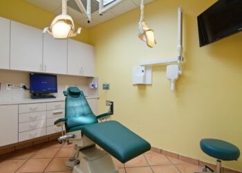 Clinic photo/Office of Dr. ARTURO ECHEMENDIA