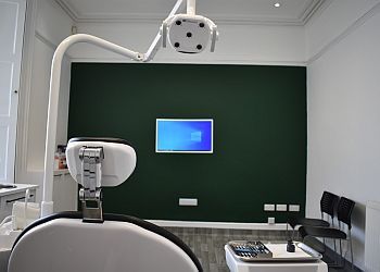 Clinic photo/Office of Dr. AVENUE DENTAL SURGERY