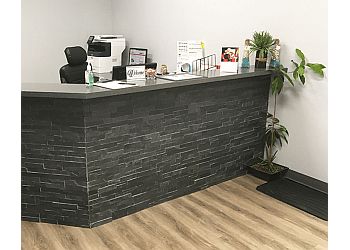 Clinic photo/Office of Dr. BOB THOMSON