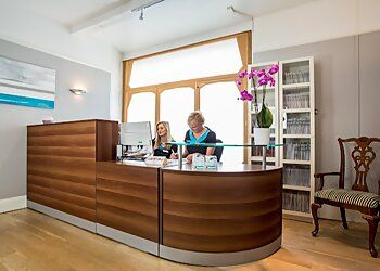 Clinic photo/Office of Dr. CALDERDALE CHIROPRACTIC