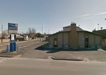 Clinic photo/Office of Dr. CHET K. GRAY