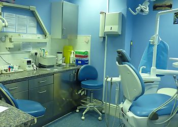 Clinic photo/Office of Dr. CHOPRA &amp; ASSOCIATES DENTAL SURGERY