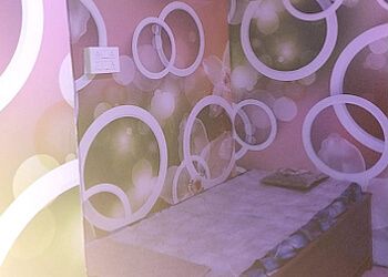 Clinic photo/Office of Dr. DIAMOND SPA AND SALON