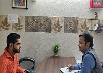 Clinic photo/Office of Dr. DR. ABHIJEET SHRIVASTAVA