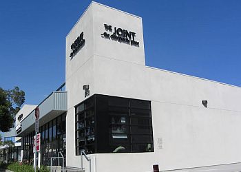 Clinic photo/Office of Dr. DR. ANDREW HAIG