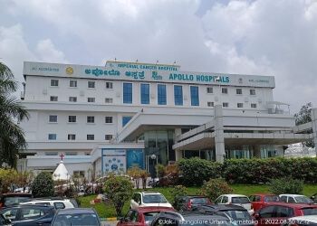 Clinic photo/Office of Dr. DR. ARUN L NAIK