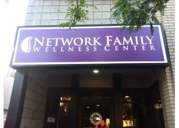 Clinic photo/Office of Dr. DR. DANIEL M. KNOWLES