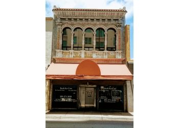 Clinic photo/Office of Dr. DR. DAVID M ROTH