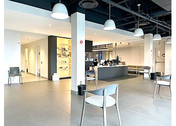 Clinic photo/Office of Dr. DR. DENIS HALLÉ