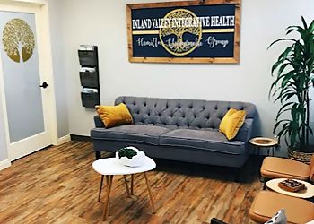 Clinic photo/Office of Dr. DR. DIRK HAMILTON