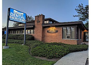 Clinic photo/Office of Dr. DR. FARHAN AHMAD