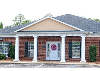 Clinic photo/Office of Dr. DR. JENIFER DEWALD LEBER